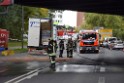 LKW blieb unter Bruecke haengen Koeln Ehrenfeld Innere Kanalstr Hornstr P406